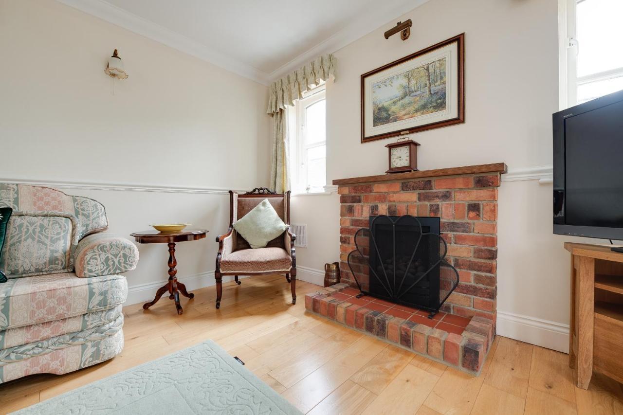 Oak Tree Cottage, Charming, Rural New Forest Home Boldre Екстериор снимка